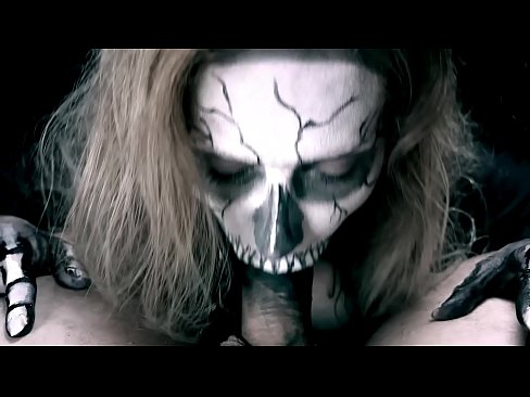 ❤️ Demon nga babaye nga nagsuso sa manok uban sa iyang itom nga baba ug gilamoy cum. ️ Russian porn sa ceb.tuberxxx.ru ❌❤